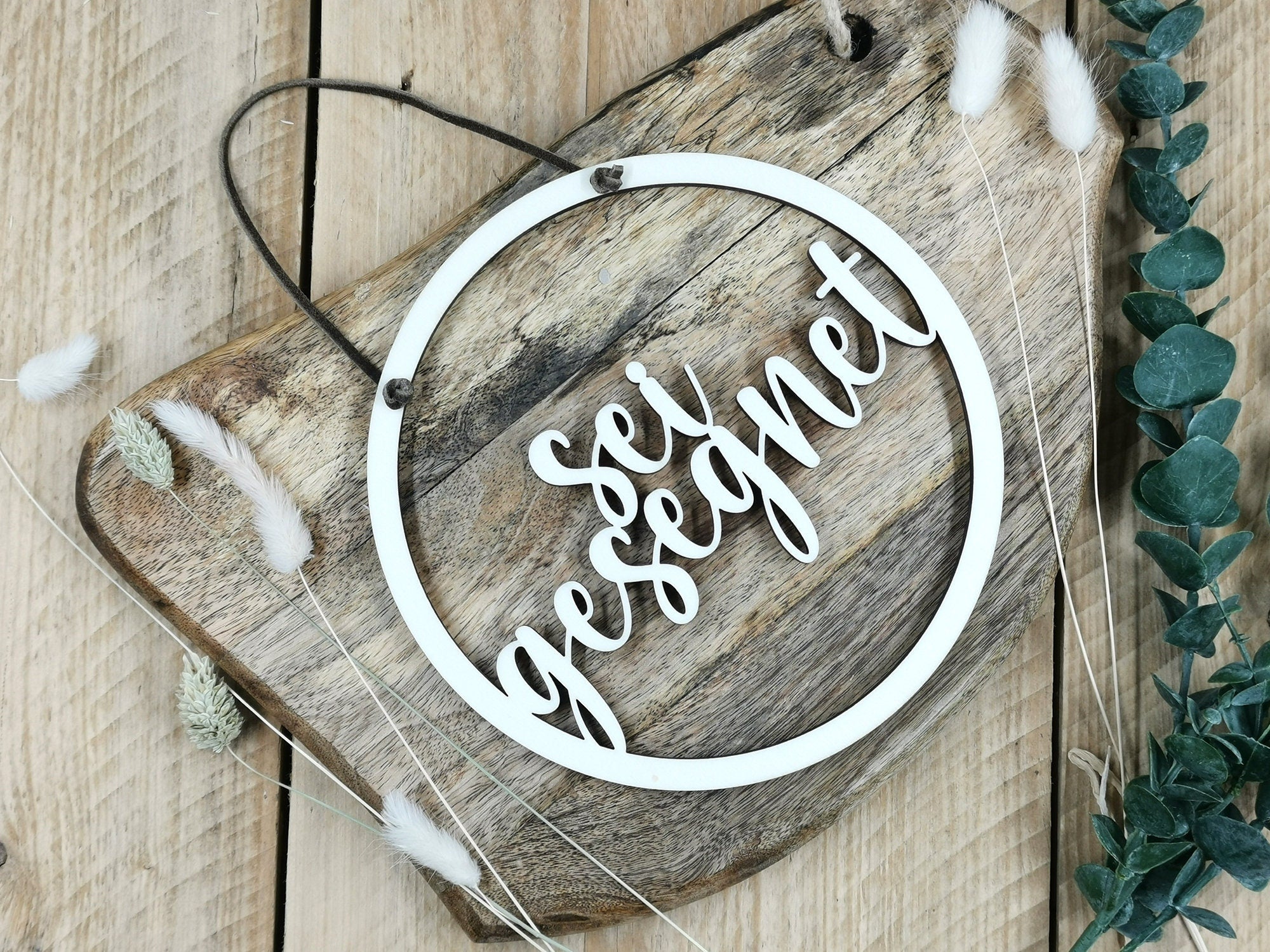 Kranz „sei gesegnet“