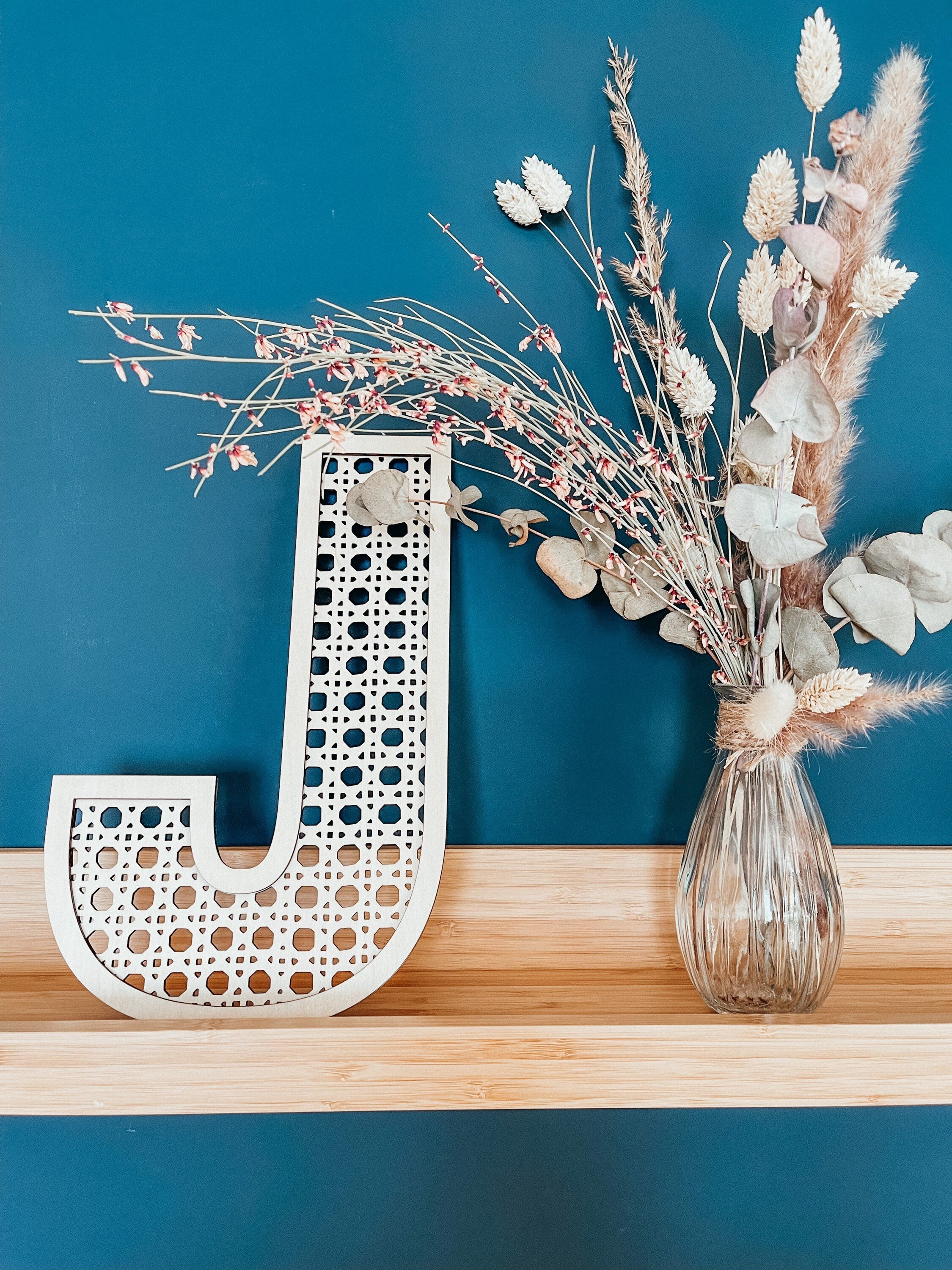 Rattan Buchstabe im Boho Stil