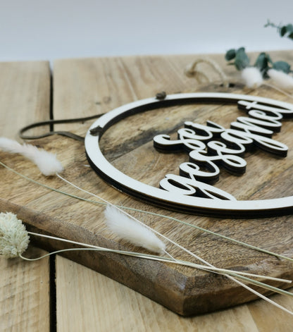 Kranz „sei gesegnet“