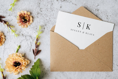 Stempel mit Initialen und Name